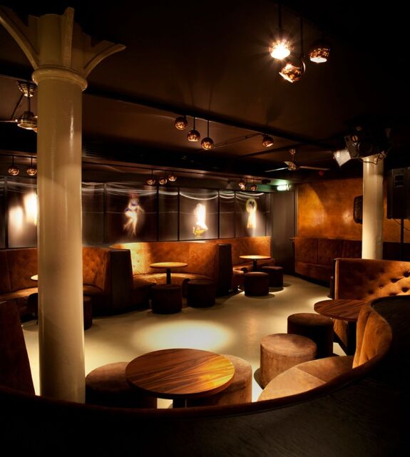 Jimmy Woo 2
