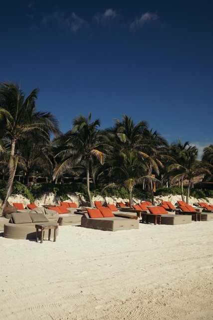 Mia Restaurant & Beach Club 3 Mia Restaurant & Beach Club 3
