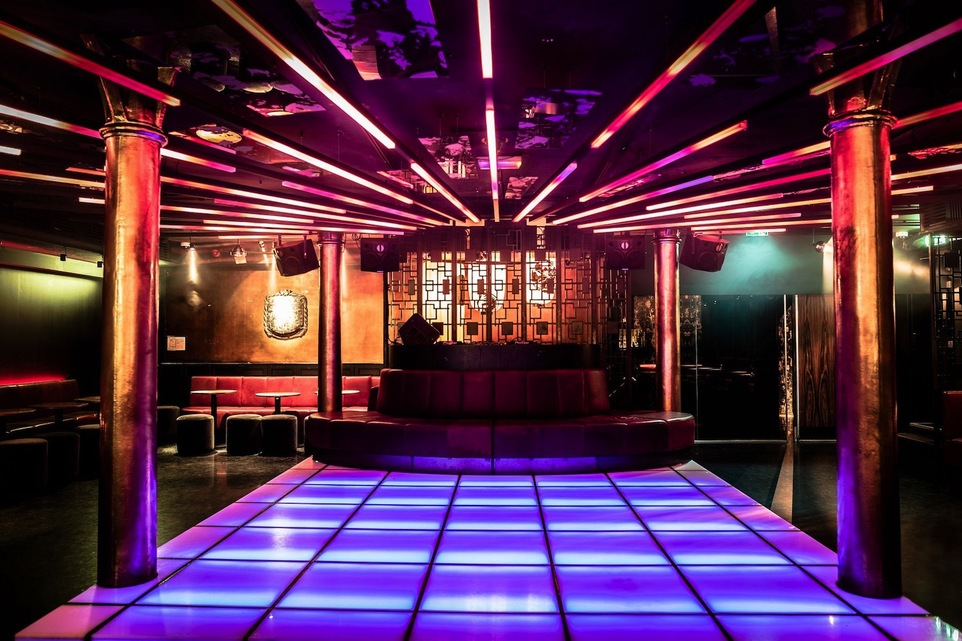 Jimmy Woo 1