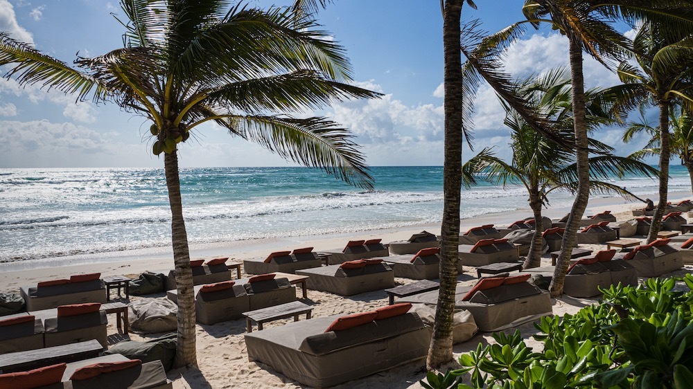 Mia Restaurant & Beach Club 2 Mia Restaurant & Beach Club 2