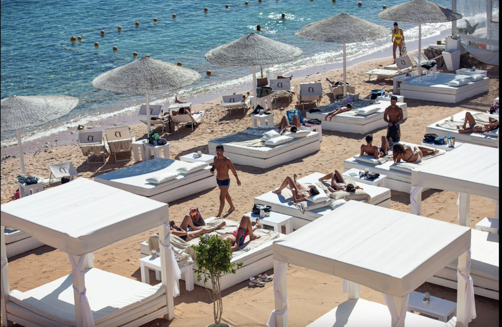 Beach Luxury Club 2 Beach Luxury Club 2